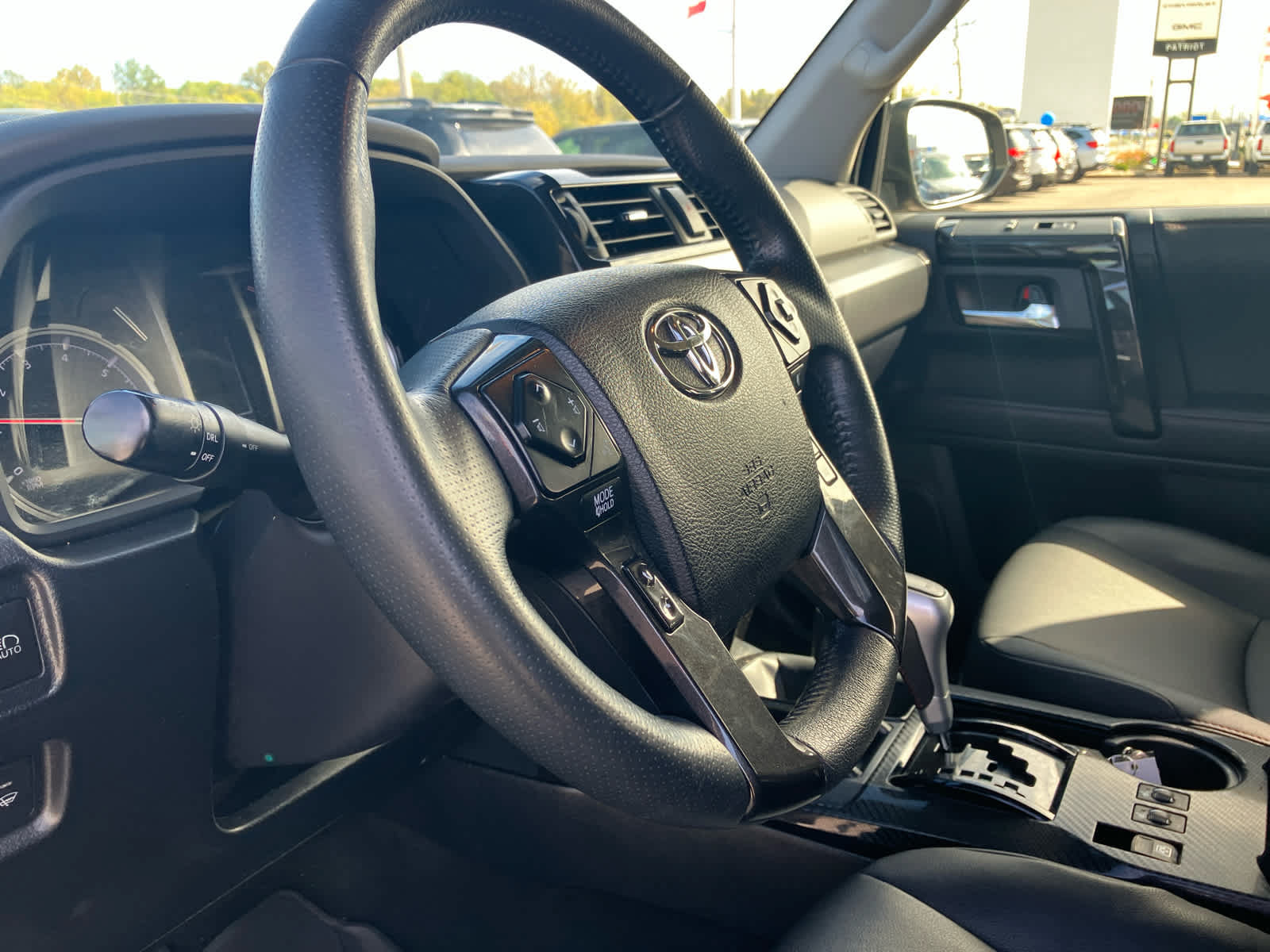 Used 2022 Toyota 4Runner TRD Off-Road Premium w/ TRD Black Wheel Package (TMS) AWD/4WD image 9