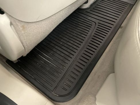 Used 2015 Cadillac SRX Performance w/ Driver Awareness Package image 30