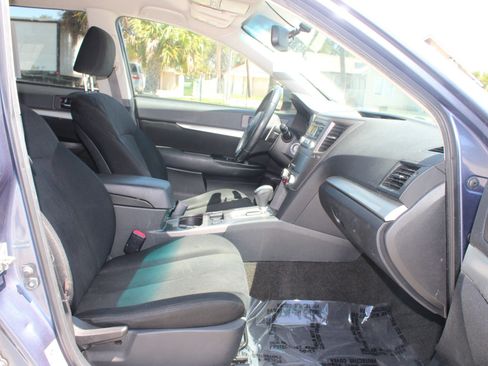 Used 2013 Subaru Outback 2.5i Premium w/ Popular Pkg 1B AWD/4WD image 25