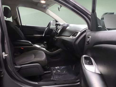 Used 2016 Dodge Journey SXT w/ Comfort/Convenience Group AWD/4WD image 15