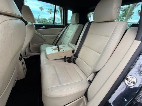 Used 2016 Volkswagen Tiguan R-Line FWD image 11