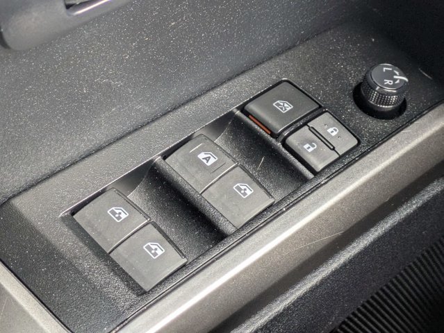 Used 2021 Toyota Tacoma SR5 RWD image 22
