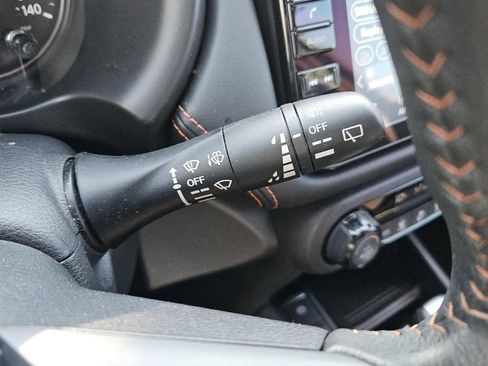 Certified 2023 Nissan Kicks SR image 28