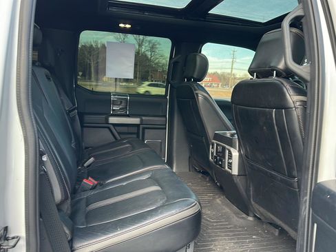 Used 2021 Ford F250 Platinum image 19