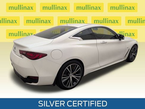 Used 2018 INFINITI Q60 3.0t Luxe w/ Sensory Package 3.0T Luxe image 4