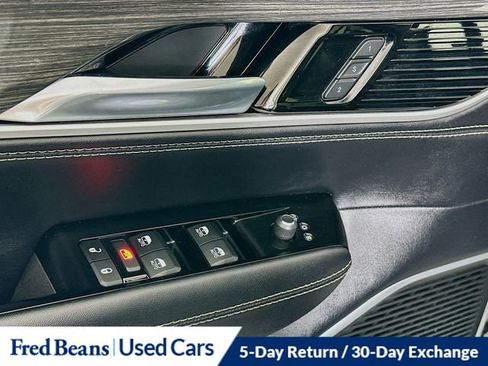 Used 2022 Jeep Wagoneer Series II w/ Premium Group I image 20