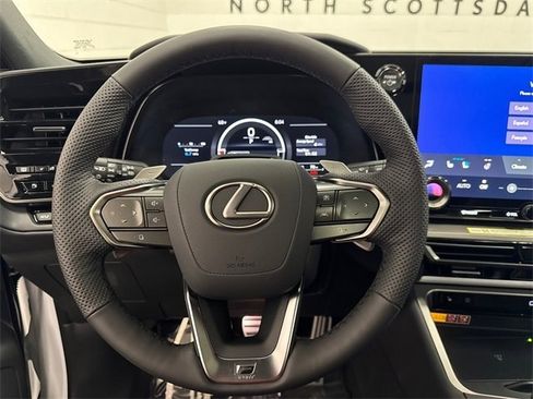 New 2026 Lexus TX 500h AWD image 5