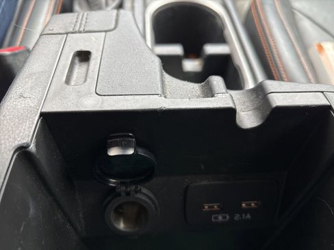 Used 2020 Subaru Crosstrek 2.0i Limited w/ Moonroof Package w/Navigation image 23