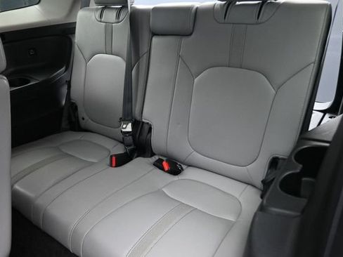 Used 2023 Honda Pilot EX-L image 18