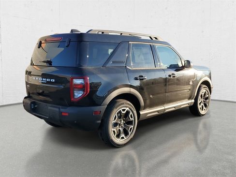 New 2025 Ford Bronco Sport Outer Banks image 7