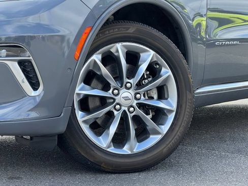 Used 2023 Dodge Durango Citadel AWD/4WD image 2