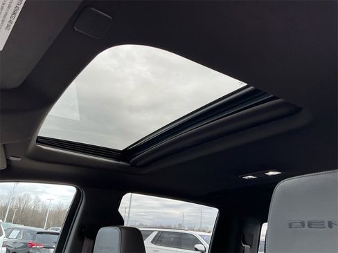 Used 2020 GMC Sierra 1500 Denali w/ Denali Ultimate Package image 20