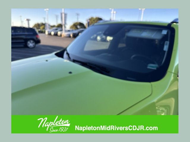 Used 2018 Jeep Renegade Limited w/ Advanced Technology Group AWD/4WD image 1
