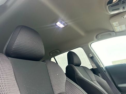 Used 2025 Subaru Outback Premium image 20