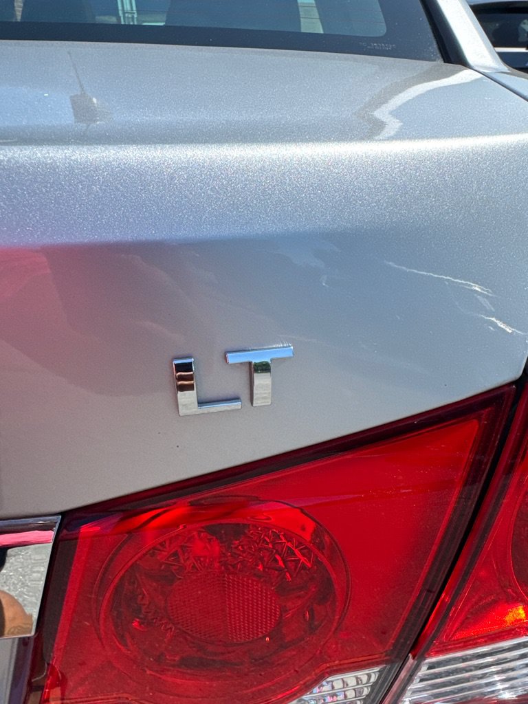 Used 2016 Chevrolet Cruze LT w/ Sun And Sound Package FWD image 14