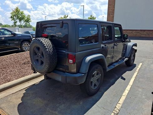 Used 2017 Jeep Wrangler Unlimited Sport w/ Quick Order Package 24S AWD/4WD image 8
