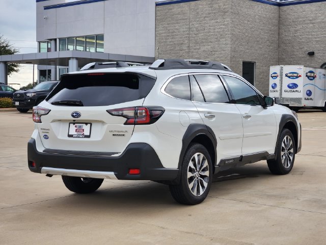 Certified 2025 Subaru Outback Limited AWD/4WD image 7