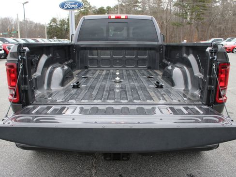 Used 2025 RAM 3500 Tradesman image 9