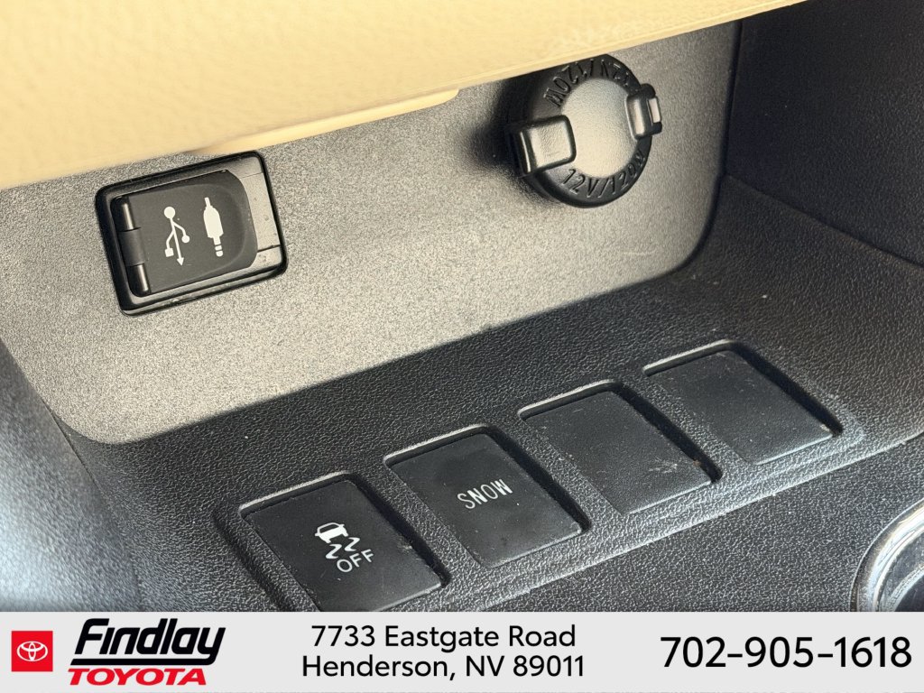 Used 2016 Toyota Highlander XLE w/ Protection Package #3 FWD image 25