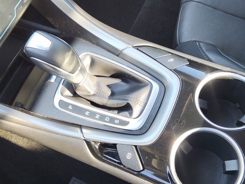 Used 2013 Ford Fusion Titanium w/ Titanium Driver Assist Pkg image 20