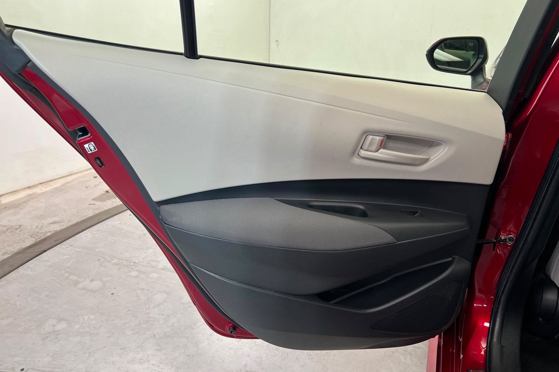 Used 2023 Toyota Corolla LE FWD image 19