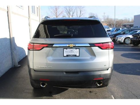 Used 2023 Chevrolet Traverse LT w/ LPO, Floor Liner Package image 4