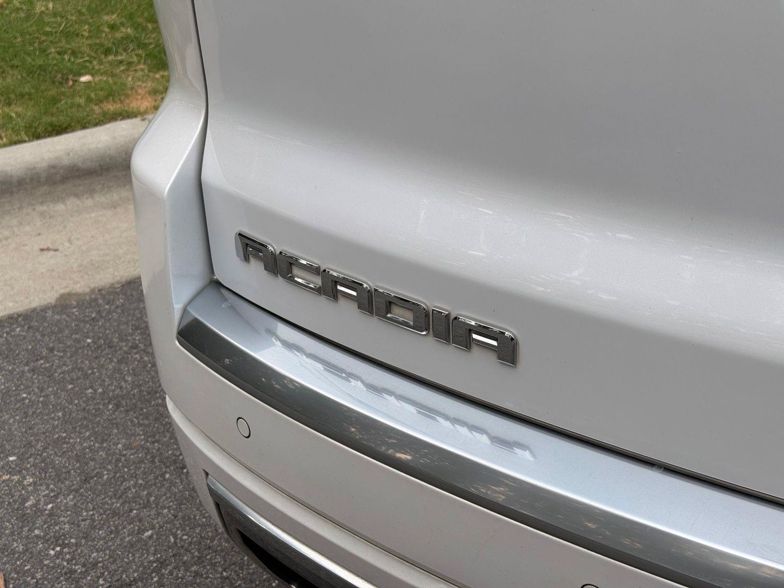 Used 2016 GMC Acadia Denali AWD/4WD image 11