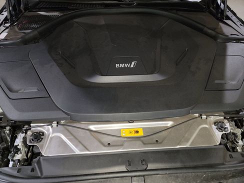 Used 2023 BMW i4 M50 AWD/4WD image 17