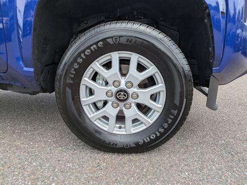 Used 2025 Toyota Tacoma SR5 w/ SR5 Upgrade Package image 10