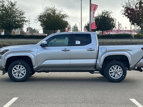 New 2026 Toyota Tacoma Limited image 9