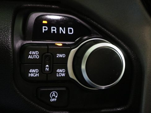 Used 2025 RAM 1500 Big Horn AWD/4WD image 23