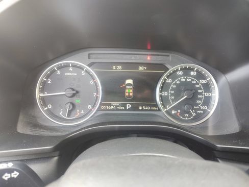Used 2025 Mitsubishi Outlander SE AWD/4WD image 2