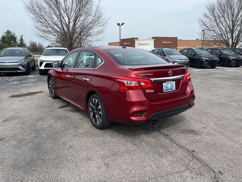 Used 2019 Nissan Sentra SR image 4