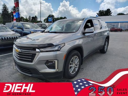 Used 2023 Chevrolet Traverse LT w/ LPO, Floor Liner Package AWD/4WD image 1