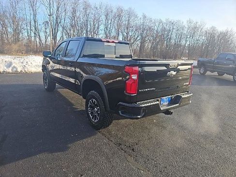 New 2026 Chevrolet Silverado 1500 ZR2 image 4
