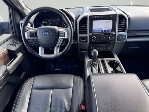 Used 2020 Ford F150 Lariat image 5