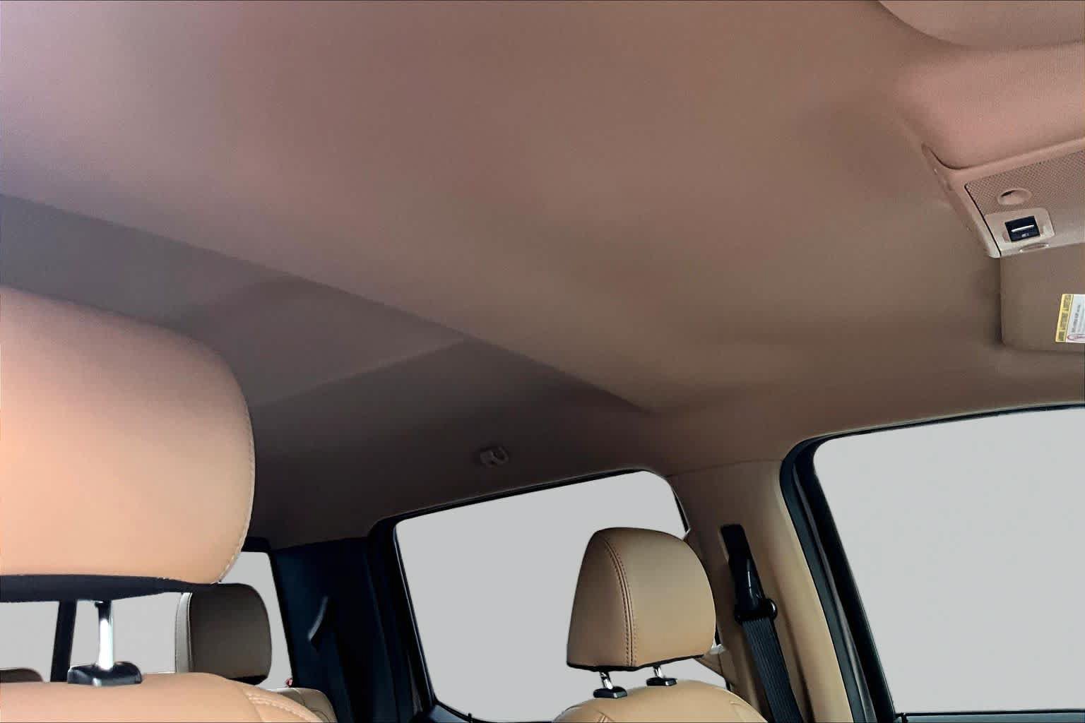 Certified 2022 Ford F350 Lariat AWD/4WD image 14