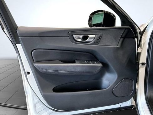 Certified 2024 Volvo XC60 B5 Core w/ Protection Package Premier AWD/4WD image 26