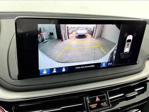 Certified 2026 Acura MDX FWD w/ Technology Package image 28