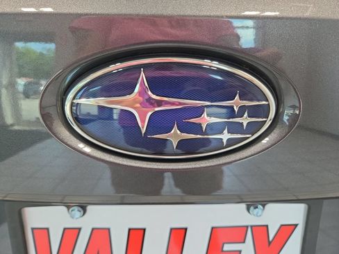 Used 2025 Subaru Crosstrek 2.5i Premium AWD/4WD image 16