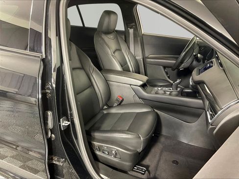 Used 2023 Cadillac XT4 Sport AWD/4WD image 29