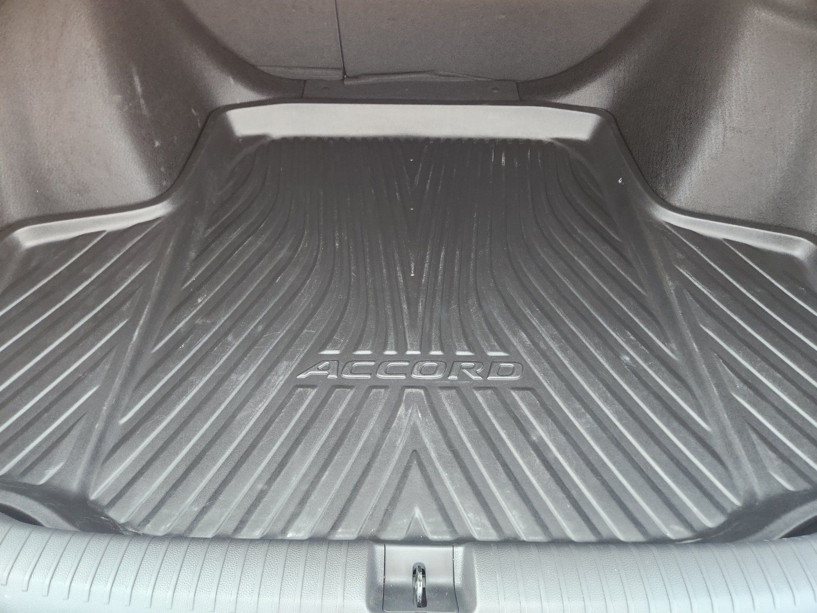 Used 2024 Honda Accord Touring image 36