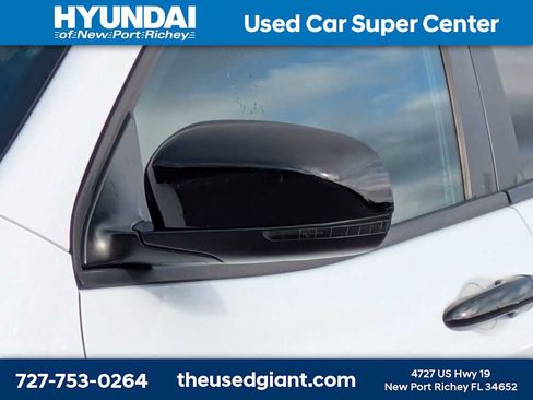 Used 2021 Jeep Cherokee Latitude image 11