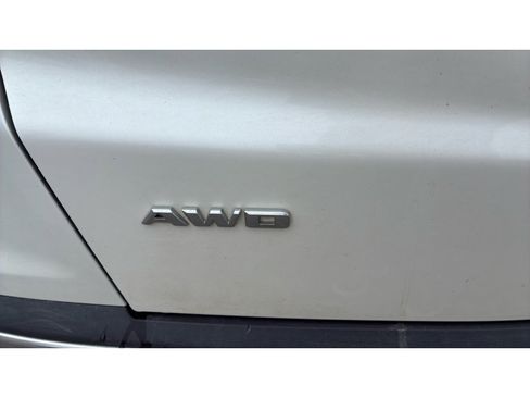 Used 2017 Cadillac XT5 Premium Luxury image 6