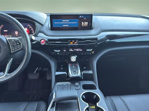 Used 2024 Acura MDX SH-AWD image 9