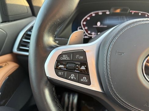 Used 2022 BMW X5 sDrive40i w/ M Sport Package image 20