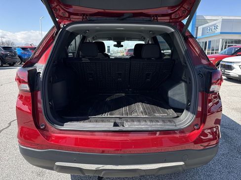 Used 2024 Chevrolet Equinox LT w/ LPO, Floor Liner Package image 24