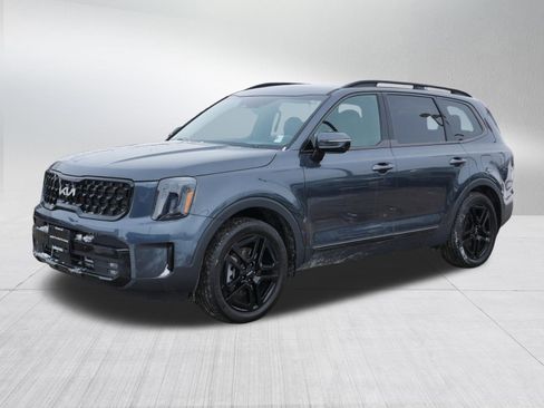 Certified 2024 Kia Telluride SX Prestige X-Line image 3