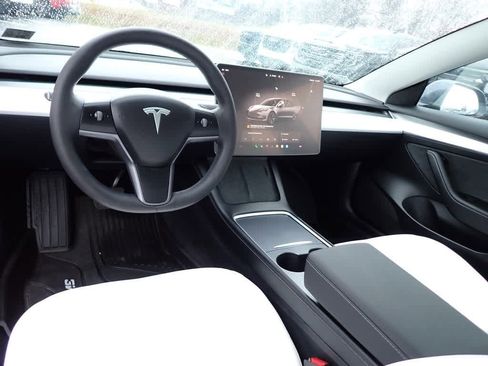 Used 2023 Tesla Model 3 Long Range image 14