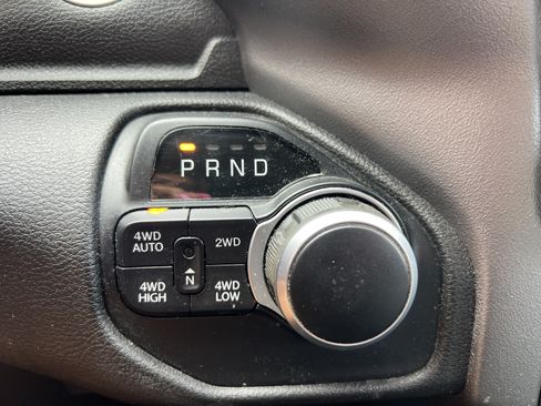 Used 2020 RAM 1500 Big Horn AWD/4WD image 24